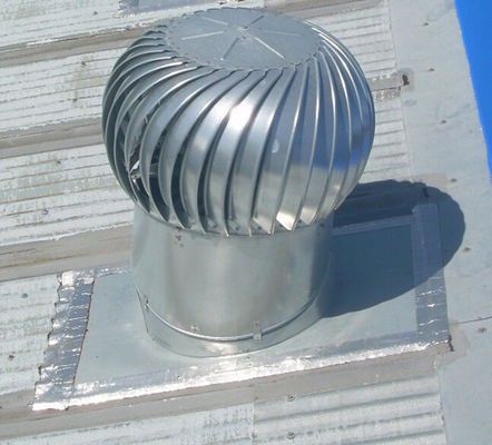 効率的な換気のためにステンレス鋼材で作られた産業用屋根抽出扇風機